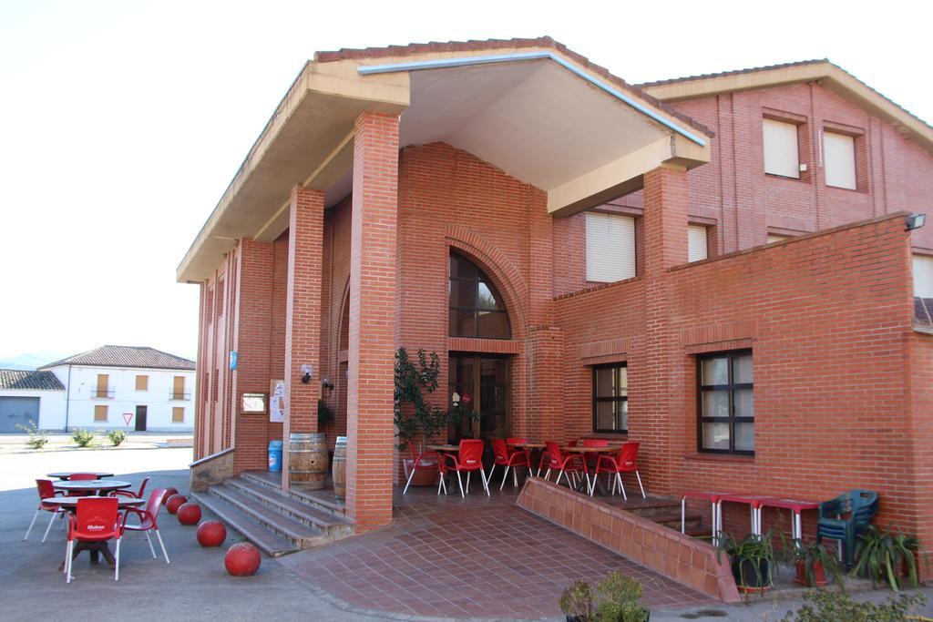 Aparthotel Tres Caminos El Grado Exterior foto