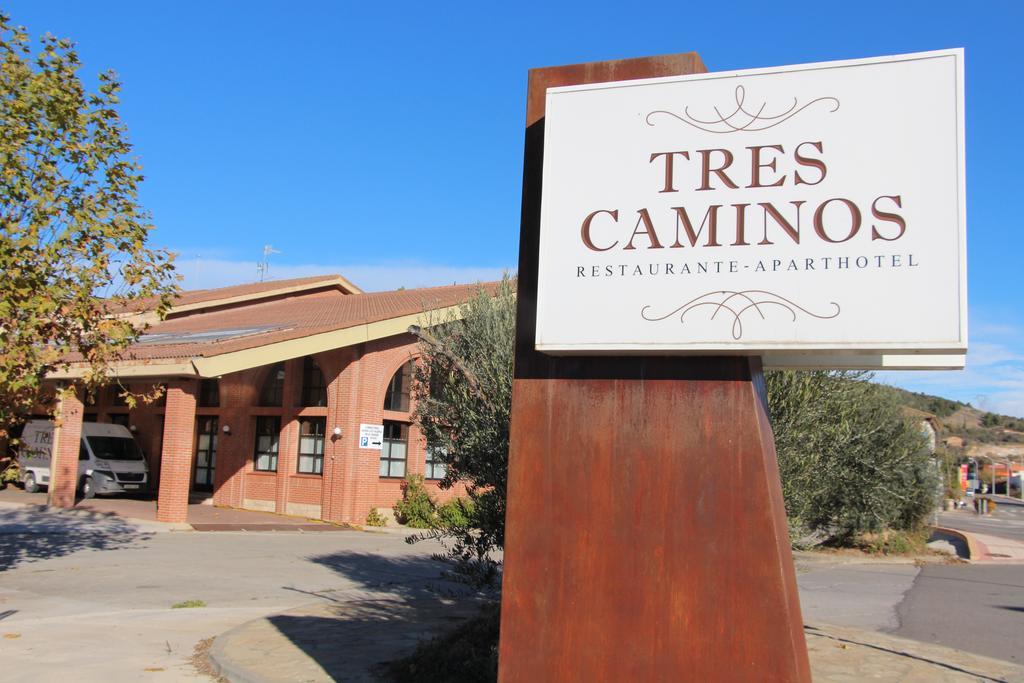 Aparthotel Tres Caminos El Grado Exterior foto